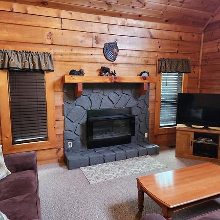 Story Brook: Beautiful True Log Cabin! Close To Dollywood, State Park, And More! Sevierville Zewnętrze zdjęcie