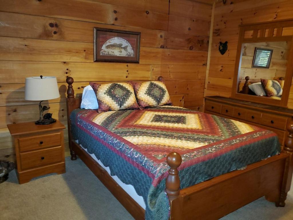 Story Brook: Beautiful True Log Cabin! Close To Dollywood, State Park, And More! Sevierville Zewnętrze zdjęcie