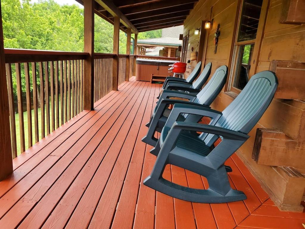 Story Brook: Beautiful True Log Cabin! Close To Dollywood, State Park, And More! Sevierville Zewnętrze zdjęcie